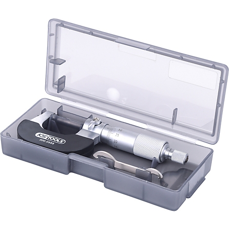 Messschieber in grauem Kasten, Marke KS Tools. Deckel geöffnet, ein kleiner Schraubenschlüssel liegt dabei.